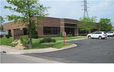 Centre Pointe Office uilding 17 3065-3085 Centre Pointe Dr Roseville, MN 55113 Year uilt /SF 12,554 SF 1999 12,554 SF $12.00 Net Inv.