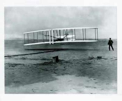Wilbur & Orville Wright @ Kitty Hawk, 1903 Rapid expansion of RR led by Vanderbilt, Hill, & Huntington Henry Ford