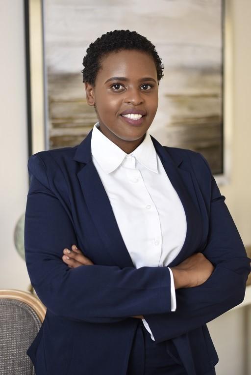 S HAZEL SAUNGWEME LLB (University of Botswana) 2015 PROFESSIONAL QUALIFICATION Attorney of the High Courts of Botswana (2016) Conveyancer and Notary Public (2017) PROFESSIONAL MEMBERHIP Hazel