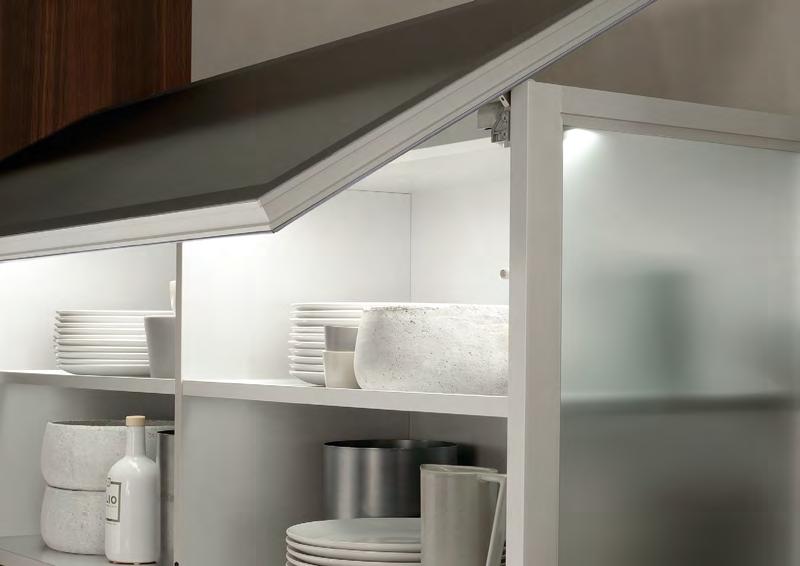 mix glass shelves as standard. Organizer Static worktop rear tidy unit. Comprising a container in satined AISI 304 stainless steel 1 mm thick and a chemical-free aluminium lid.