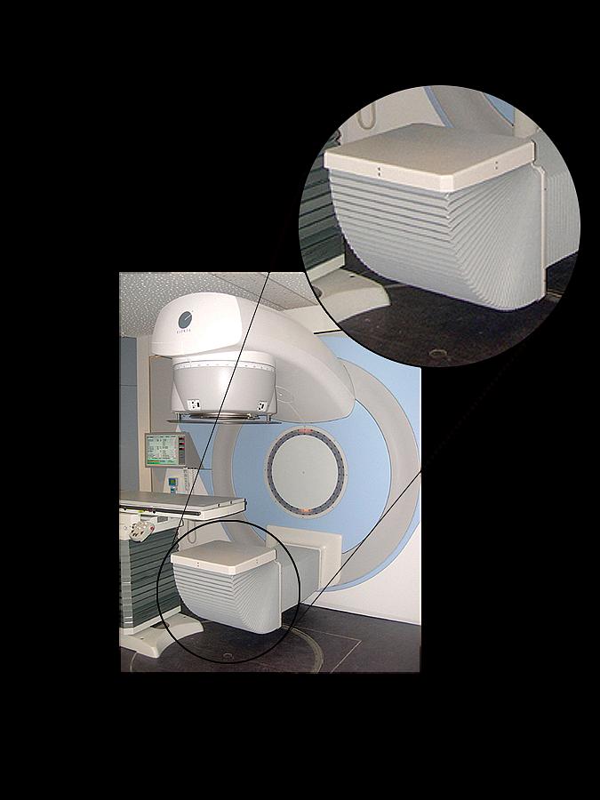 LINEAR ACCELERATOR OVERVIEW PORTAL IMAGING DEVICES A Portal Imaging device (often referred to as an EPID or electronic portal imaging device) is a device that extends and retracts from the foot of
