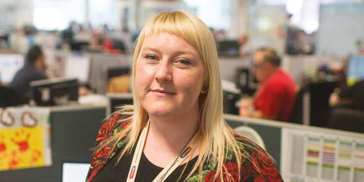 Workplace 48 Kate McGregor, Team Manager RWE npower Customer Service Domestic department, Houghton le Spring, Sunderland Case study The nature of my job means that I have to juggle multiple tasks and