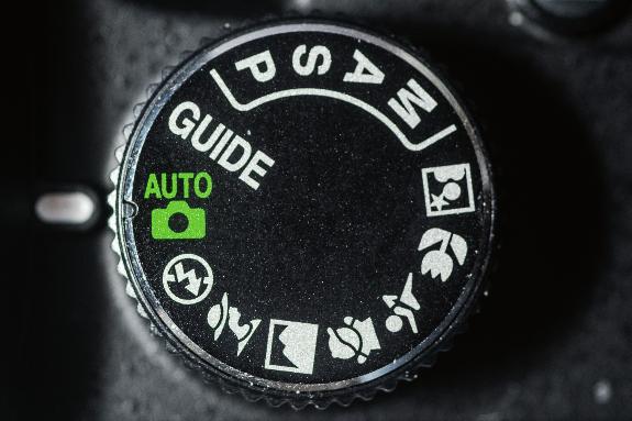 Nikon D3200 Digital Field Guide Mode dial. The Mode dial is where you select the exposure mode. It has 13 modes, as shown in Figure 1.2. You can set the exposure mode by turning the dial to one of the following settings: 1.