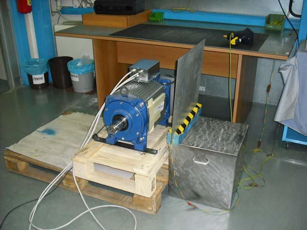Immunity to electrostatic discharge (ESD) test