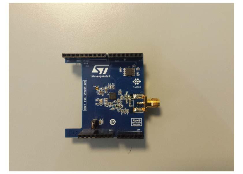 Application circuit AN4949 2 Application circuit An application board has been designed to evaluate the RF performances and to develop the connected firmware of the S2-LP transceiver.