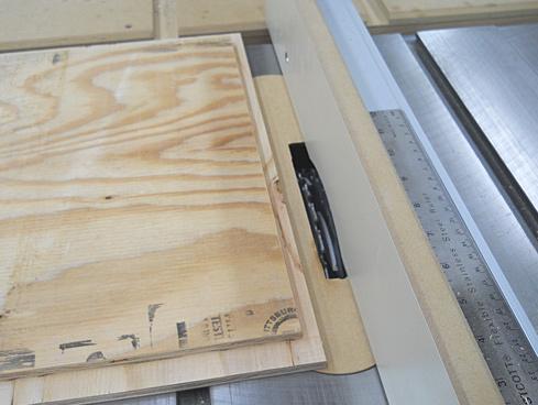 As you will see, the final result is quite versatile. Getting Started: The Casing Ensure your saw blade is set to 90 and rip two 12 strips from a sheet of 3/4 plywood (MDO plywood shown).