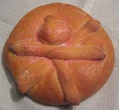 Day of the Dead Recipes RPan de Muerto Recipe Also known as death bread or bread of the dead, pan de muerto is a soft sweet bread shaped into a round bun with bone shapes on top.