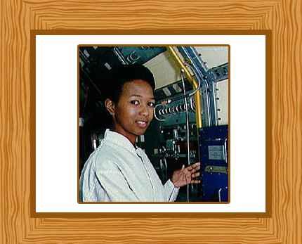 Mae Jemison (born October 17, 1956) American physician and NASA