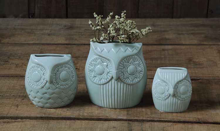 DA2500 4-3/8"L Ceramic Owl Vase