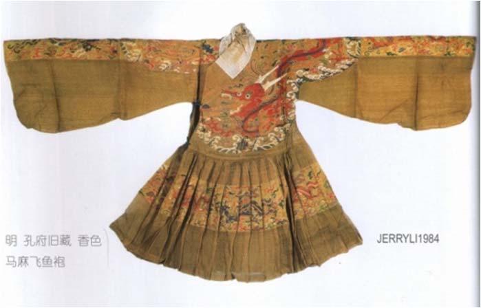 for the crown are red, white, black, blue and yellow 15. But in most of the cases, the brocade in imperial costume used more colors, which were not specific colors.