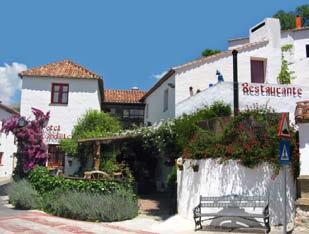 The workshop headquarters will be the Hotel Bandolero, a charming hotel and restaurant located in the gleaming white village of Júzcar.