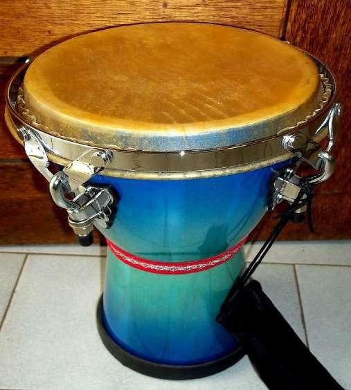 Crescendo Music 0118379357 Page: 87 DJEMBE Drums Authentic Djembe