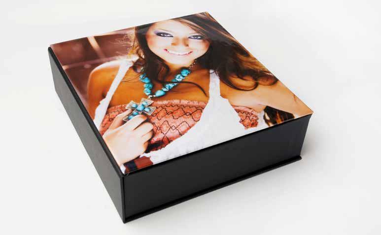 Sizes include 4x6, 5x5, 5x7, 6x9, 8x8, 8x10, 8x12, 10x10, 10x15, 11x14 E-Surface and Metallic paper available Genuine black leather cover Flush Mount Albums Flush Mount Albums offer a wide selection