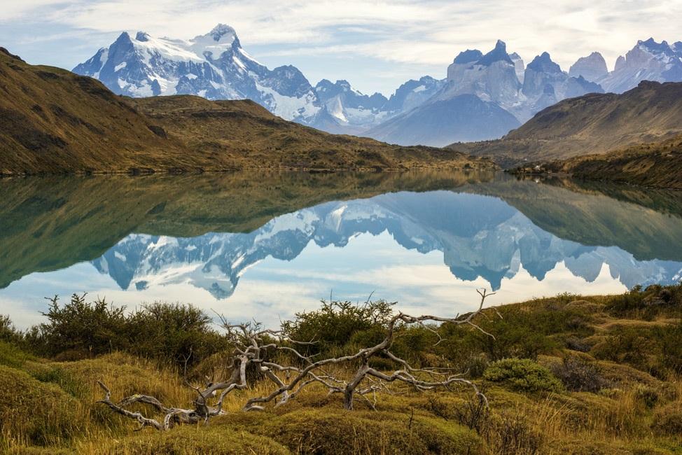 JANUARY 3, 2018 BEGINNER Why Prime NIKKORs Are Now My Prime Traveling Companions Featuring TOM BOL Tom Bol I took this in late morning in Las Torres Del Paine National Park in Chile.