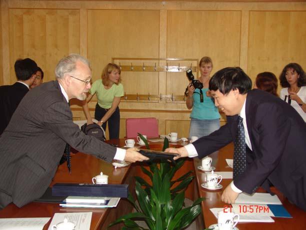 Forthcoming agreement with CAS Sino-Norwegian Interdisciplinary Centre on Environmental Research (NICER) Bilateral agreement between CAS and UiO, based on common research interests with Faculty of