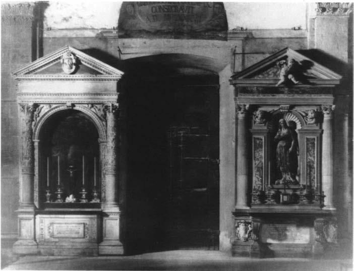 14 Strehlke FIGURE 2 Photograph by the Stablimento Brogi of the interior facade of Santa Trinita, Florence, as it was before 1883.
