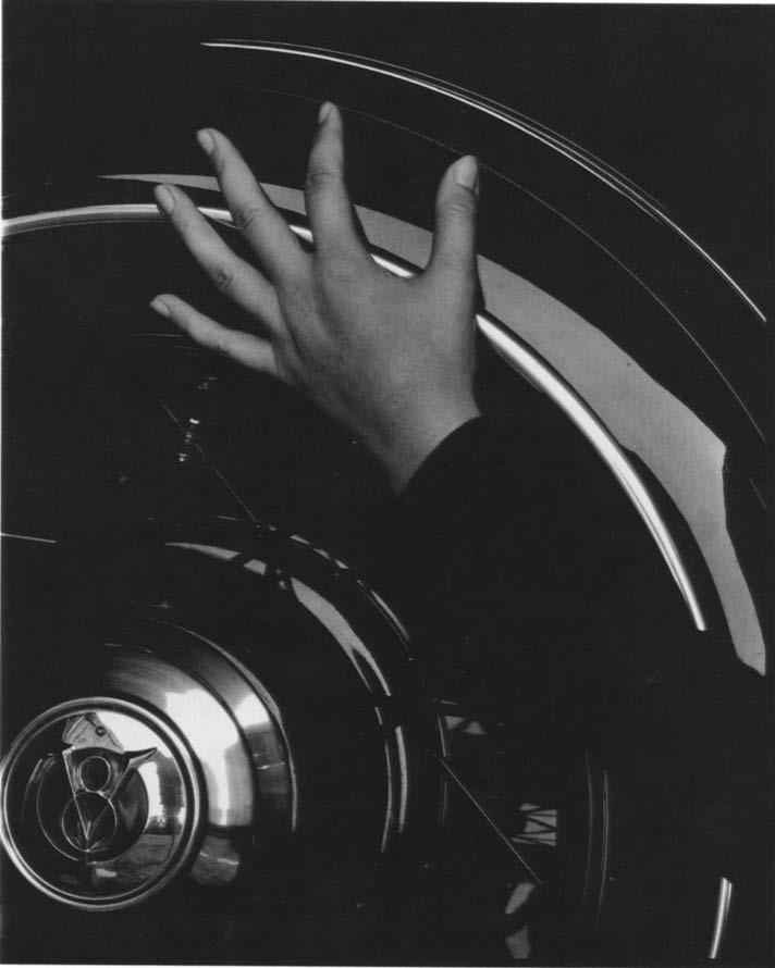hand of Alfred Stieglitz. 91. XM. 63. TO O'Keeffe grew up on a dairy farm in Wisconsin and loved the outdoors.