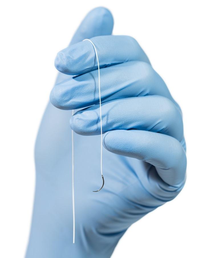 ZEUS AEOS eptfe SUTURE MONOFILAMENT For many years, versions of eptfe sutures have been available.