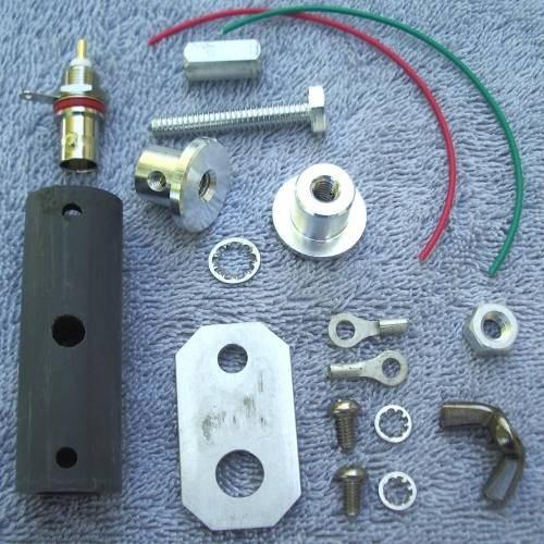 Feed point insulator assembly Parts: PVC base tube () Aluminum end caps (2) 8-32 x 5/6 Phillips head screws (2) #8 star washers (2) #8 Size crimp ring terminals (2) BNC mounting plate () BNC