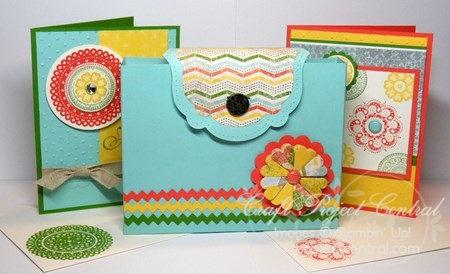 This card set includes six cards with coordinating envelopes.