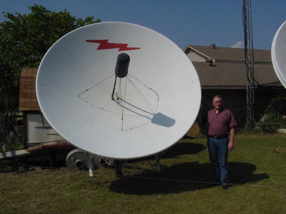 Early 24 GHz EME dish at W5LUA Andrews 3M prime