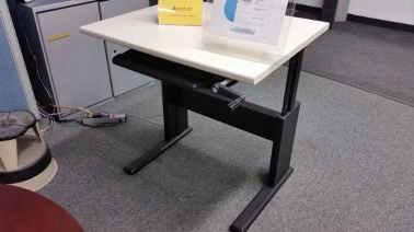 - Electric Sit Stand Desks