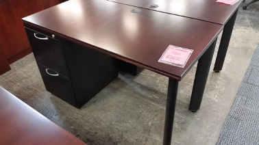 Desks Steelcase Single Ped