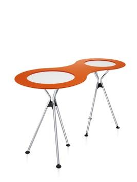 The flexible bistro table with four-leg frame is always ready for use any time, anywhere. meet table standing table, foldable, stackable.