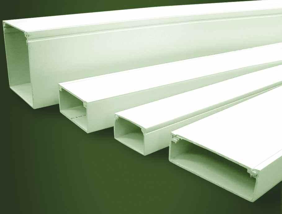 COMMERCIAL & INDUSTRIAL TRUNKING PLAIN INTERIOR FITTINGS Ref. No. Size mm Trunking Pack Ref.