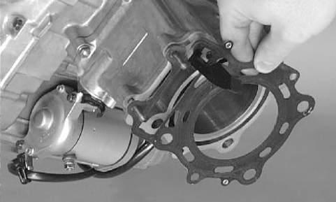 7. Place the head gasket into position on the cylinder.