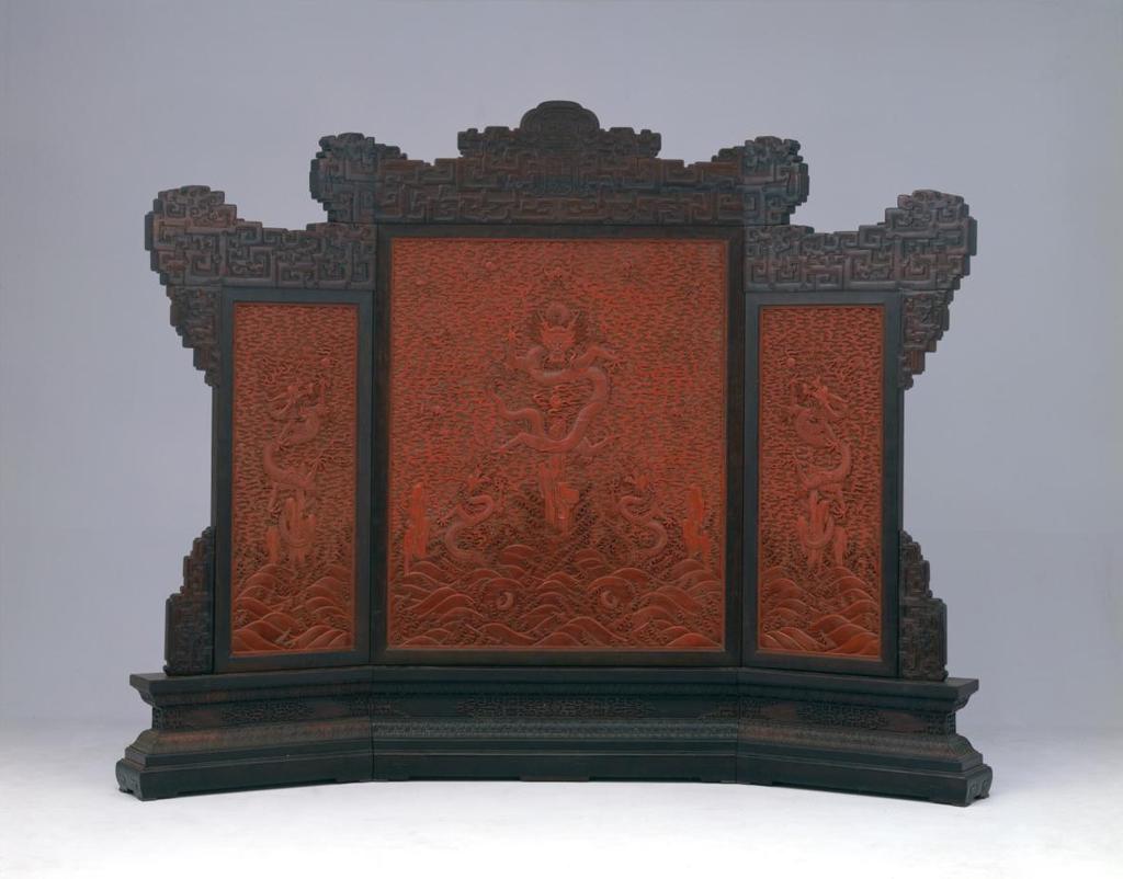 Screen with Dragons amid Clouds Qing dynasty, Qianlong period (1736 95) Carved red