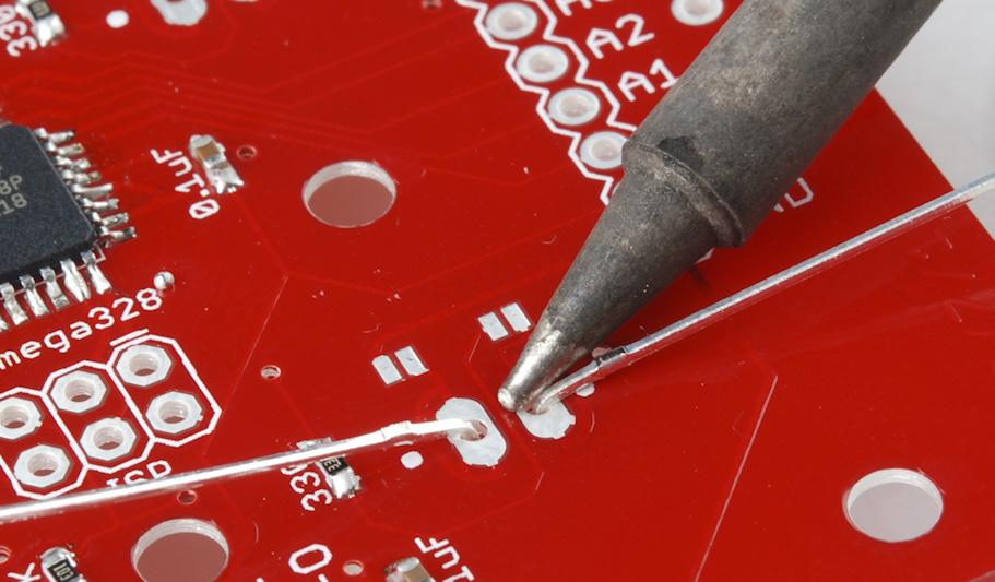 CONTINUE WITH THE BOTTOM OF THE BOARD Pull the solder