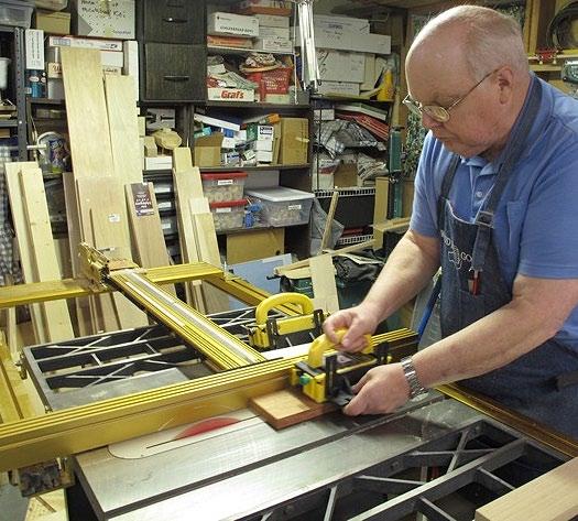 WOOD TOY NEWS July 28, 2014 Monday Master Toymakers Special Edition Master Toymaker Ken Goetz from Wisconsin uses precision tools and jigs to create wood toy masterpieces.