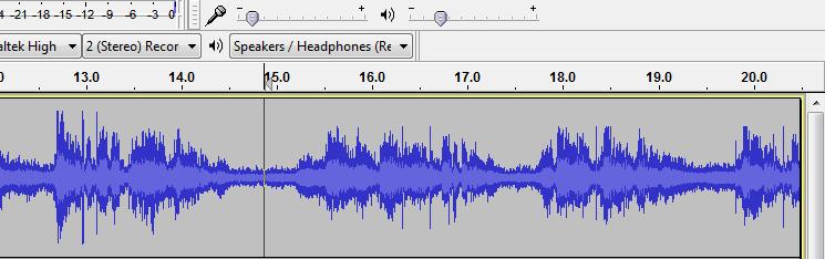 Label each song/track Use the space bar on the keyboard to play/pause your recording. You can also use the mouse to click on parts of the waveform to jump to sections of your recording. 1.