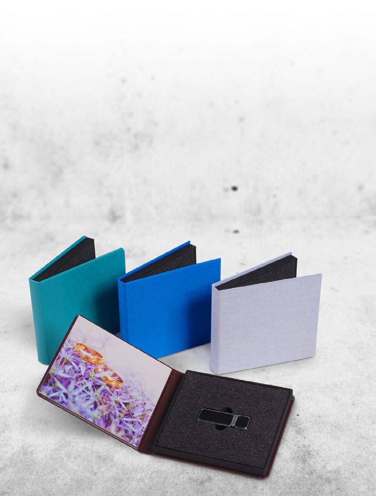 USB Cover Classic Data Carriers Choose the perfect combination of digital photography packages with a USB stick. Our USB Case includes a magnetic closure. Personalise boxes with laser etching.