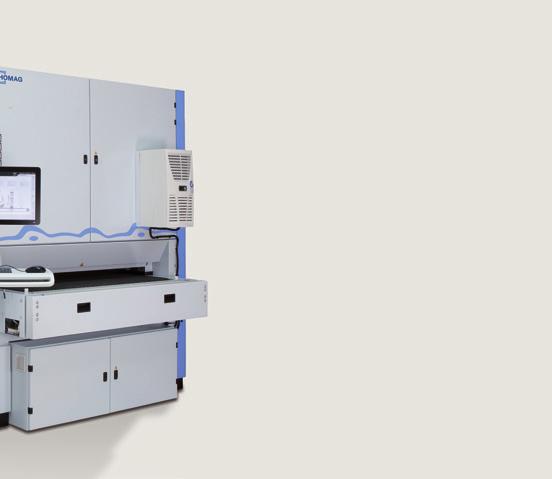 8 In the machine base are for example the drive motors, vacuum ventilator and the height adjustment. No additional space requirements and dust-protected.