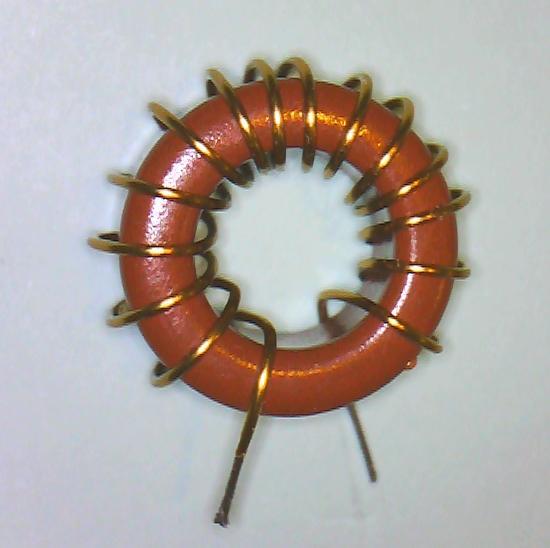 Receiver Coil L1 Take a 320mm length of 0.4mm enamelled copper wire and wind on 15 turns on a T50-2 toroid. Spread the turns to cover about 80% of the circumference.