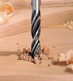 The special centring tip makes drilling of exact pilot holes possible. The KEIL wood drill bits are ideal professional tools for the expert.