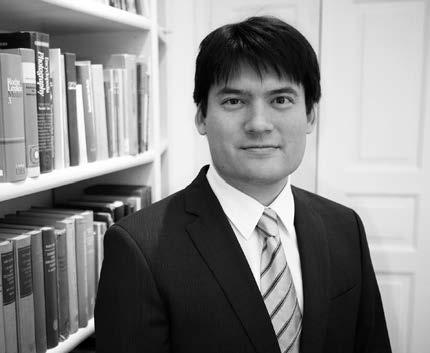 Dr. Jens Bernhardt Dipl.-Phys. (Master of Science and PhD in physics) European Trademark and Design Attorney Dr.