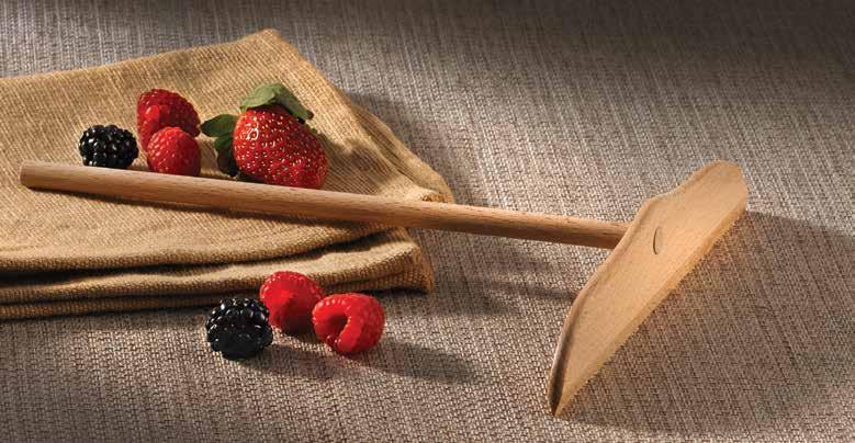 Beech Wood Utensils Beech wood is a sturdy and beautiful material. The wood is native to North America and has a soft and even grain.
