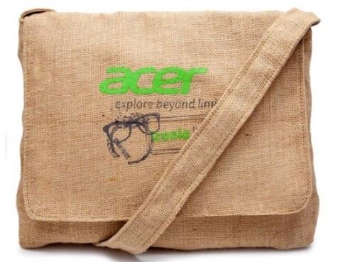 The bags below are made from hessian. Hessian available in various colours.