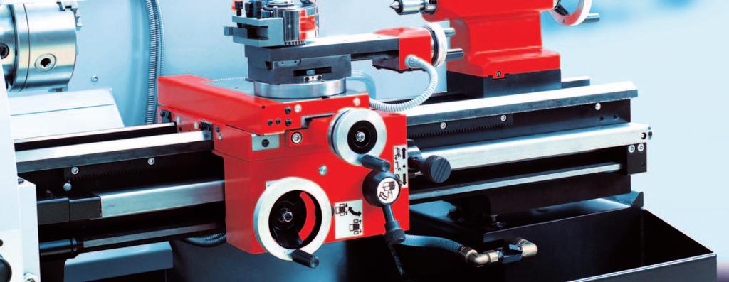In addition to the tailstock, a wide range of steady rests is available for handling long