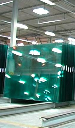 EUROFLOAT - clear, plane float glass. EUROFLOAT built the basis for a variety of glass products, it protects and separate at the same time. It is filigree and also resistant.