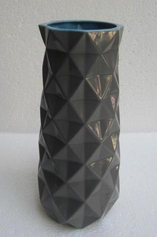 Ceramics Large Geometric Vase: Dark Grey / Blue Interior