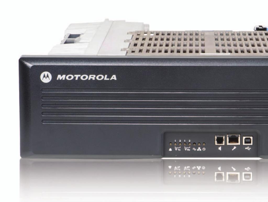 MOTOTRBO SYSTEM COMPONENTS AND BENEFITS 2 3 1 6 4 5 7 8 9 MTR3000 UHF BASE STATION / REPEATER 1 100% continuous duty cycle (Integrated 100W Power Amp) 2 Supports two simultaneous voice or data paths