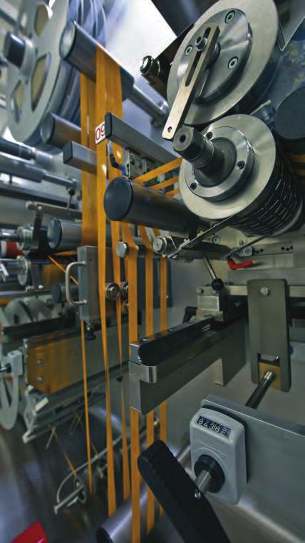 MANUFACTURING & PACKAGING Cutting-edge manufacturing equipment: IntelGenx is equipped with state-of-the-art operating lines offering great flexibility to design customized-film products with volumes