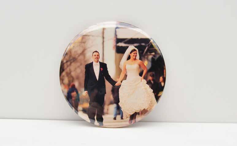 Photo Buttons A hot ticket item for team sessions or political and charitable campaigns, Photo