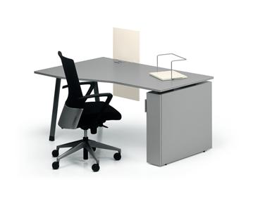 Work desk with a deep corner creates two zones for working with