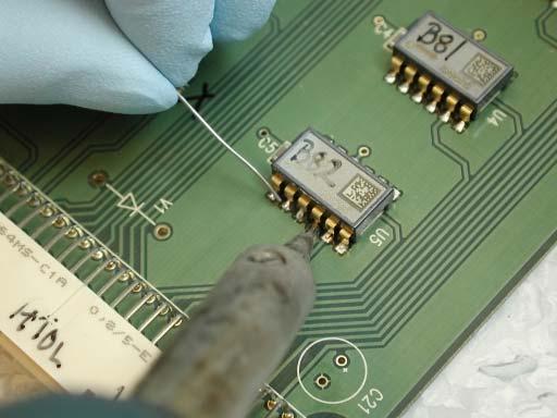 6 Hand Soldering Guidelines For hand soldering of the DIL component, VTI recommends eutectic tin-lead solder due to the lower melting point compared to lead-free solders.
