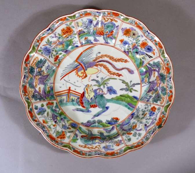 A First Period Worcester Porcelain Deep Dish in the Bishop Sumner Pattern, Circa 1775.